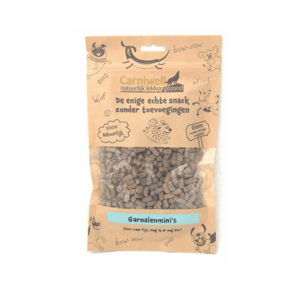 Carniwell Garnalenmini's: Gezonde en Smakelijke Snack voor je Hond Verwen je hond met de heerlijke en verantwoorde Carniwell Garnalenmini's! Deze knapperige, graanvrije snacks zijn gemaakt van puur natuurlijke ingrediënten en bevatten 100% garnalen, een rijke bron van eiwitten en gezonde vetten die perfect zijn voor een evenwichtig dieet. De mini-garnalen zijn ideaal als trainingssnoepjes of als tussendoortje en zijn geschikt voor honden van alle leeftijden en rassen. Garnalenmini’s bevatten weinig vet en daarom is het een geschikte snack om toe te voegen aan de reguliere maaltijden van je hond. Carniwell Garnalenmini's zijn niet alleen een smakelijke traktatie, maar ook een bewuste keuze voor de gezondheid van je hond. Garnalen zijn van nature rijk aan omega-3-vetzuren, die bijdragen aan een glanzende vacht en gezonde huid. Daarnaast zijn deze snacks laag in calorieën en bevatten ze geen kunstmatige toevoegingen of vulstoffen, waardoor je je hond zonder schuldgevoel kunt belonen. Voordelen van Carniwell Garnalenmini's 100% Natuurlijk: Vrij van granen, kunstmatige toevoegingen en conserveringsmiddelen. Rijk aan Omega-3: Voor een gezonde huid en glanzende vacht. Makkelijk verteerbaar: Ideaal voor honden met een gevoelige maag of voedselallergieën. Perfect als Trainers: Dankzij het kleine formaat zijn de garnalenmini's ideaal om mee te nemen en te gebruiken tijdens het trainen. Gezonde Beloning met Smaakgarantie Of je nu op zoek bent naar een gezonde snack voor tussendoor of een lekker beloningssnoepje voor tijdens de training, Caniwell Garnalenmini's zijn de ideale keuze. Met hun onweerstaanbare smaak en knapperige textuur worden ze gegarandeerd favoriet bij je hond! Bestel nu Carniwell Garnalenmini's en geef je hond een smakelijke en gezonde beloning die hij écht verdient! Alle Carniwell vis- en vleesdelicatessen zijn lucht gedroogd, 100% natuurlijk en graanvrij. De snacks zitten handig verpakt in hersluitbare zakjes. Inhoud:  200 gram - eiwit 78% - vet 1.3% - ruwe as 13% - vocht 6% - ruwe vezel 0.6% - omega 3: 0.14% - samenstelling 100% Garnaal Over Carniwell hondensnacks  Carniwell zijn lokale vis- en vleesdelicatessen voor je hond. Ruim 80% komt direct uit Nederland en er wordt niets van buiten Europa geïmporteerd. Dit laatste heeft als grote voordeel dat de Carniwell-snacks niet radio actief bestraald worden, dit in tegenstelling met andere soortgelijke producten die in dierenspeciaalzaken en andere winkels te vinden zijn en van buiten Europa afkomstig zijn. Carniwell Granen- en glutenvrije snacks Naast de gezonde voedingswaarde hebben veel Carniwell-snacks een extra gezondheidsspecialiteit. Zo helpen bijv. de ‘Konijnenoortjes’ een gezond gebit te bevorderen en stimuleren de ‘Visburgertjes’ een gezonde glanzende huid en vacht! Alle Carniwell vis- en vleesdelicatessen zijn lucht gedroogd, 100% natuurlijk en graanvrij. De snacks zitten handig verpakt in hersluitbare zakjes. Snacks voor honden met een allergie Met deze onweerstaanbare hypoallergene hondensnack krijg je alles gedaan! Ideaal voor bij de hondentraining of lekker als tussendoortje! De Carniwell Garnalenmini's zijn een onweerstaanbare en natuurlijke beloning om je hond te motiveren. De garnalenmini's bevatten bovendien één eiwitbron (100% Garnalen), hierdoor zijn de Carniwell snacks ook geschikt voor honden met allergieën, voedselintoleranties en voor honden die op dieet zijn. De garnalenmini's zijn rijk aan eiwitten. Hypoallergene hondensnacks Carniwell Carniwell behoort tot de gezondste delicatessen. De snacks zijn puur en er wordt niets aan toegevoegd. Elke delicatesse bevat maar 1 eiwitbron die gemakkelijk aan de kleur te herkennen is. Zo zijn alle snacks die afkomstig zijn van bijv. het konijn gekenmerkt met een roze etiket en de vis met een blauw etiket. Ideaal als je hond een hypoallergeen dieet heeft of om welke reden dan ook een voorkeur heeft voor bepaalde eiwitbronnen! Bestel Carniwell snacks bij A Lot for Doodles Bestel je Carniwell snacks eenvoudig bij A Lot for Doodles. Of je nu een trainingssnack zoekt of een heerlijk tussendoortje voor je hond, je slaagt zeker weten met het ruime assortiment wat uit voorraad leverbaar is. Heb je vragen over onze producten of advies nodig wat je het beste kunt bestellen? Neem gerust contact met ons op, we helpen je graag verder.