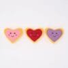 ZippyPaws Miniz 3-pack Heart Cookies Jouw hond raakt helemaal verliefd op deze leuke cookies. En om het helemaal compleet te maken, zit er in ZippyPaws Miniz Heart Cookies niet 1, maar zelfs 3 cookies! Leuk om hide and seek mee te spelen, te apporteren of gewoon mee te chillen.  Formaat ZippyPaws Miniz 3-pack Heart Cookies: 9,5 x 7 cm Let op: Er is geen enkel hondenspeelgoed in de wereld wat niet kapot kan. Ondanks de algehele stevigheid van het speelgoed, zou het kapot kunnen gaan. Op hondenspeelgoed zit geen garantie. Kies dus het juiste soort speeltje voor jouw hond zijn kauw- en speelbehoefte. Haal kapotte speeltjes meteen weg en laat jouw hond alleen spelen onder toezicht. ZippyPaws Hondenspeelgoed Hondenspeeltjes van het merk ZippyPaws staan garant voor de allerleukste designs en zijn goed voor urenlang speelplezier. De hondenspeeltjes van ZippyPaws zijn ontworpen door hondenmensen voor honden. En dat zie je aan alles. ZippyPaws Burrows De Zippypaws Burrows zijn zoekspellen voor de hond. In iedere Burrow zitten 3 piepbeestjes verstopt. Speciaal voor honden die niet enthousiast worden van hersenwerkjes met voer zijn de Burrows perfect. Want de beloning is geen voer, maar een klein piepspeeltje. Je kunt de speeltjes zo vaak terug stoppen als je wilt, zodat jouw hond weer op zoek kan! Alle delen van de Zippy Burrows zijn gemaakt van hoogwaardig pluche stof. Daardoor is het niet alleen geschikt als interactief speeltje, maar kan het ook gebruikt worden als knuffelspeeltje. Alle speeltjes in de Burrows bevatten een ronde pieper om je hond extra enthousiast te maken. Interactief hondenspeelgoed bestellen Alle honden hebben speelgoed nodig. Het geeft zowel een mentale- als lichamelijke uitdaging voor je hond! Interactief hondenspeelgoed is niet alleen belangrijk om je hond tevreden te houden en verveling te voorkomen. Het is ook nuttig om problematisch gedrag aan te pakken, zoals destructief kauwen of hinderlijk blaffen. Zippypaws Burrows De Zippypaws Burrows zijn zoekspellen voor de hond. In iedere Burrow zitten 3 piepbeestjes verstopt. Speciaal voor honden die niet enthousiast worden van hersenwerkjes met voer zijn de Burrows perfect. Want de beloning is geen voer, maar een klein piepspeeltje. Je kunt de speeltjes zo vaak terug stoppen als je wilt, zodat jouw hond weer op zoek kan! Alle delen van de Zippy Burrows zijn gemaakt van hoogwaardig pluche stof. Alle speeltjes in de Burrows bevatten een ronde pieper om je hond extra enthousiast te maken. Doordat zowel de Burrow als de speeltjes in de Burrow van pluche zijn gemaakt is het niet alleen geschikt als interactiefspeeltje, maar kan het ook gebruikt worden als knuffelspeeltje. ZippyPaws Donutz Het populairste speeltje van Zippypaws is de Donut. Al in 2017 werd de miljardste donut verkocht. Voor de hond zijn de donut speeltjes helemaal geweldig. Er zitten 2 half ronde piepers in, waardoor het niet uitmaakt waar je in de donut bijt. Piepen doet de Zippypaws Donut altijd! De Donutz bevatten verder geen zachte pluche vulling. Ideaal voor honden die het normaal altijd laten sneeuwen in huis. Bekend van Instagram Als jij honden volgt via Instagram, dan kan het niet missen dat je de ZippyPaws hondenspeeltjes wel eens voorbij hebt zien komen. Niet zo gek want de grappige en interactieve speeltjes zijn perfect voor een geweldige foto samen met jouw hond. Vergeet je A Lot for Doodles niet te taggen op Instagram? ZippyPaws Nederland ZippyPaws hondenspeelgoed komt uit Amerika. Sinds een aantal jaren zijn de speeltjes ook in Nederland verkrijgbaar. Wij van A Lot for Doodles zijn trots dat we ZippyPaws verkopen in onze webshop. Bezoek onze shop en ontdek alle leuke speeltjes van ZippyPaws! ZippyPaws online bestellen De ZippyPaws hondenspeeltjes zijn bij ons online te bestellen. Naast de leuke speeltjes van ZippyPaws kun je ook bij ons terecht voor de merken Huxley & Kent, PawStory, HugSmart, Sodapup, Soos Pets, Cowboy Magic, Bass Brushes, P.L.A.Y., Yakka's & Carniwell. Heb je advies nodig? Neem gerust contact met ons op. We helpen je graag!