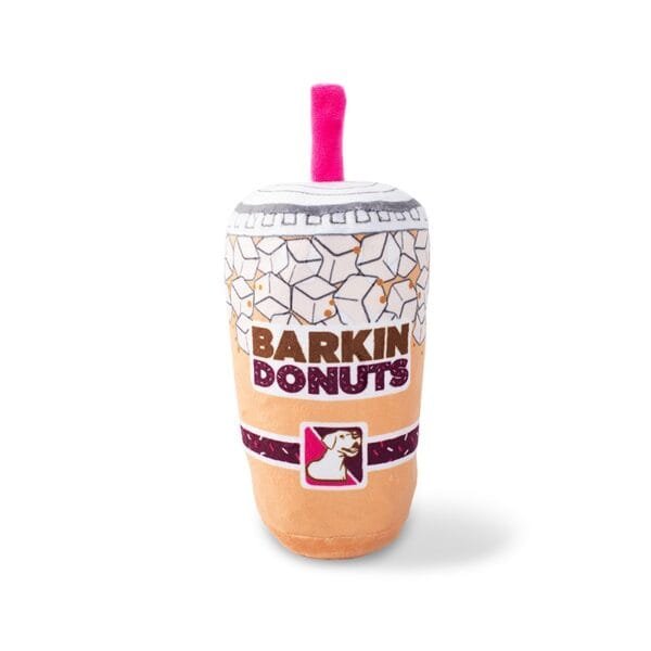 Wagsdale Barking Donuts Iced Coffee - Trendy Hondenspeeltje met Pieper Een koffiebreak vol plezier met de Wagsdale Barking Donuts Iced Coffee! Dit schattige hondenspeeltje is perfect voor honden die graag hun eigen “coffee break” willen. De Barking Donuts is een leuke toevoeging aan de speelgoedcollectie van je hond. En met de ingebouwde pieper zorgt het elke keer voor een verrassing en stimuleert het je hond om actief te spelen. Gemaakt van zachte materialen, is de Barking Donuts Iced Coffee veilig en ideaal voor zowel spelen als knuffelen. Een grappig design met eindeloos speelplezier, Waarom kiezen voor de Wagsdale Barking Donuts Iced Coffee? Trendy koffie-ontwerp: Schattige ijskoffie met vrolijke details, ideaal voor een speelse “coffee break” met je hond. Ingebouwde pieper en crinkle: Houdt je hond bezig en maakt spelen extra leuk. Geschikt voor honden van alle formaten: Perfect voor zowel kleine als grote honden. Met de Barking Donuts Iced Coffee geef je jouw hond niet alleen een leuk speeltje, maar ook een glimlach op ieders gezicht tovert. Het piepende geluid en het zachte, knuffelbare ontwerp maken dit speeltje onweerstaanbaar voor je hond. Bestel de Wagsdale Barking Donuts Iced Coffee vandaag en trakteer je hond op zijn eigen “ijskoffie” moment vol speelplezier! Formaat Wagsdale Barking Donuts Iced Coffee: 23 x 9,5 cm. Geweldig voor honden van alle groottes, maar niet bedoeld voor kauwers. Let op: Er is geen enkel hondenspeelgoed in de wereld wat niet kapot kan. Ondanks de algehele stevigheid van het speelgoed, zou het kapot kunnen gaan. Op hondenspeelgoed zit geen garantie. Kies dus het juiste soort speeltje voor jouw hond zijn kauw- en speelbehoefte. Haal kapotte speeltjes meteen weg en laat jouw hond alleen spelen onder toezicht. Ontdek Wagsdale: Plezier en Kwaliteit voor Jouw Hond! Wagsdale staat bekend om zijn unieke en hoogwaardige hondenspeelgoed dat niet alleen leuk is, maar ook veilig en duurzaam. Dit merk is speciaal ontworpen voor honden die houden van avontuur en spelen. Waarom Kiezen voor Wagsdale? Innovatief Design: Wagsdale is altijd op zoek naar nieuwe manieren om honden te vermaken. Hun speelgoed is niet alleen aantrekkelijk, maar ook uitdagend, waardoor het het natuurlijke speur- en speelgedrag van je hond stimuleert. Duurzaamheid en Veiligheid: Elk stuk speelgoed van Wagsdale is vervaardigd uit hoogwaardige, niet-giftige materialen. Dit betekent dat je hond veilig kan spelen, zonder dat je je zorgen hoeft te maken over schadelijke stoffen. Het duurzame ontwerp zorgt ervoor dat het speelgoed bestand is tegen zelfs de meest enthousiaste kauwers. Voor Elke Hond: Of je nu een kleine puppy of een grote volwassen hond hebt, Wagsdale heeft speelgoed voor alle leeftijden en maten. Het assortiment biedt een scala aan opties, van kauwspeeltjes tot interactieve puzzels, perfect voor elk speeltype. Eindeloos Speelplezier: Met Wagsdale is verveling verleden tijd. Dit merk biedt innovatieve en boeiende producten die zorgen voor urenlang speelplezier, wat helpt om de energie van je hond kwijt te raken en het mentale welzijn te bevorderen. Shop Wagsdale bij A Lot for Doodles ! In onze webshop vind je een uitgebreide selectie van Wagsdale-hondenspeelgoed. Of je nu op zoek bent naar iets om te knuffelen, te kauwen of een uitdaging te bieden, wij hebben het allemaal! Geef je hond het speelgoed dat hij verdient en zie hoe zijn ogen oplichten van vreugde. Met Wagsdale haal je niet alleen een geweldig product in huis, maar investeer je ook in het welzijn en de blijdschap van je trouwe viervoeter. Bezoek onze webshop en ontdek de magie van Wagsdale vandaag nog! Heb je vragen over onze producten of advies nodig wat je het beste kunt bestellen? Neem gerust contact met ons op, we helpen je graag verder! Bekend van Instagram Als jij honden volgt via Instagram, dan kan het niet missen dat je de Wagsdale hondenspeeltjes wel eens voorbij hebt zien komen. Niet zo gek want de grappige speeltjes zijn perfect voor een geweldige foto samen met jouw hond. Vergeet je A Lot for Doodles niet te taggen op Instagram?